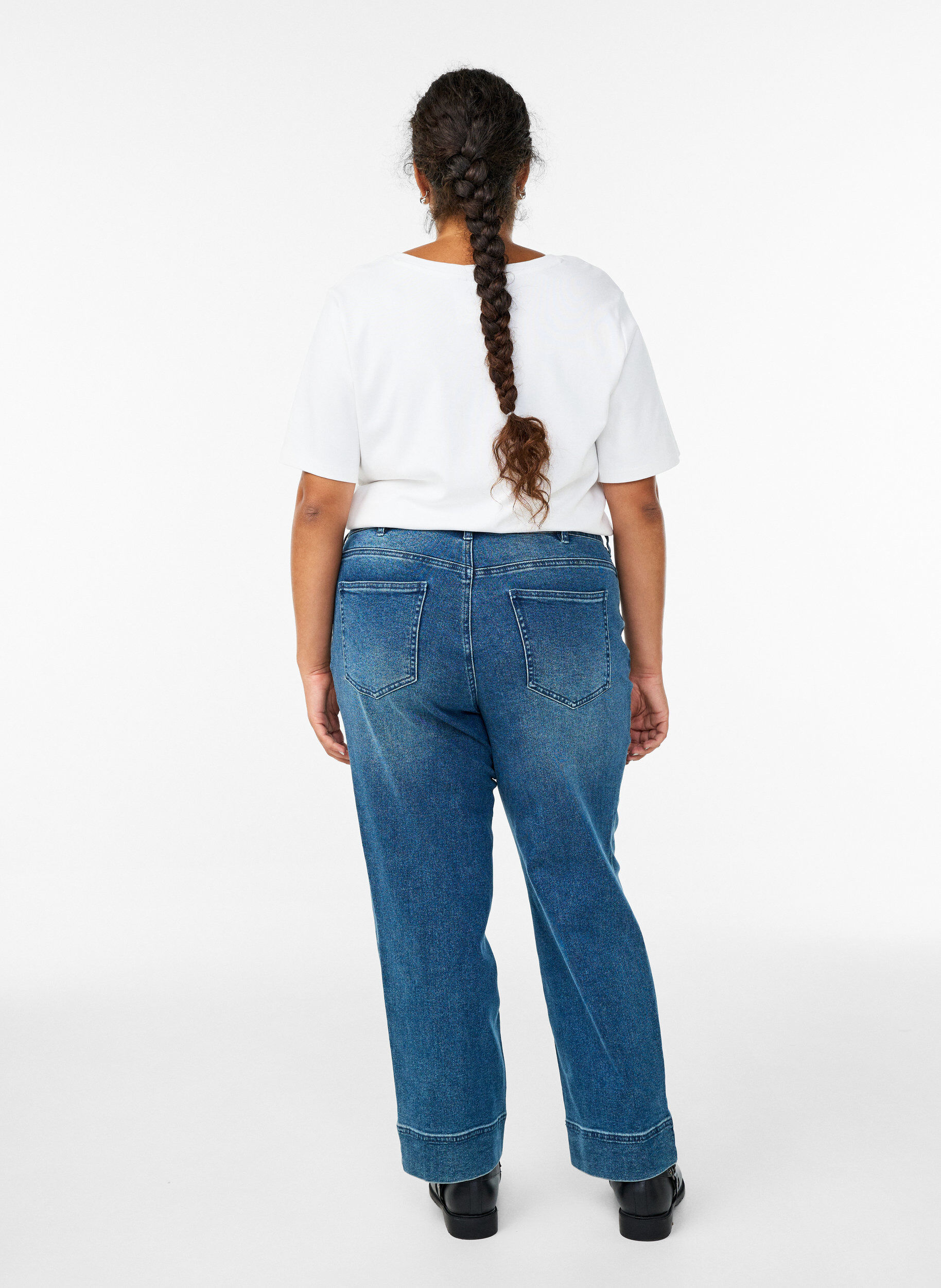 Zizzi Straight-fit jeans met opvallende stiksels, Blauw, Model image number 1