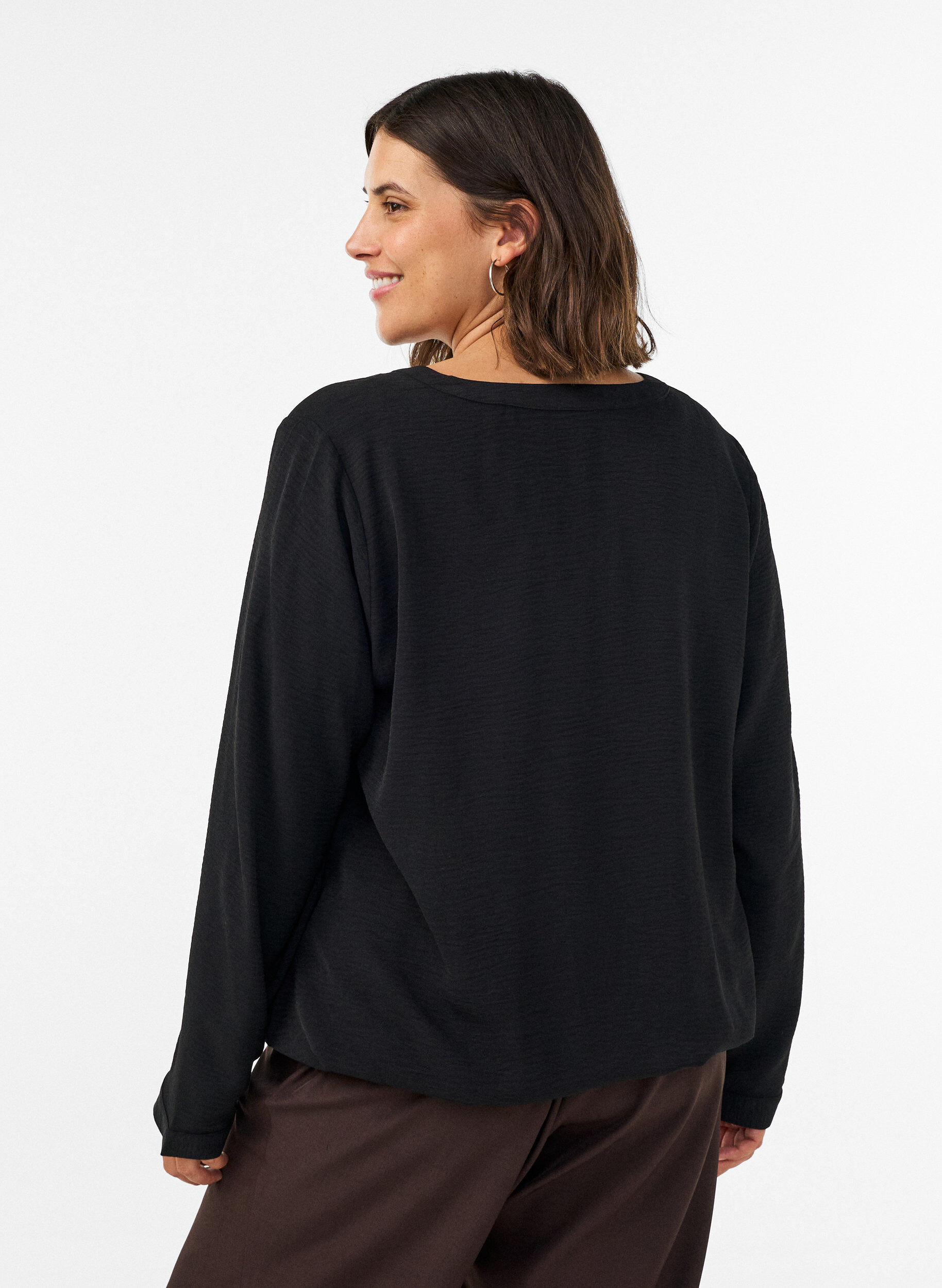 ZizziBlouse met ballonsilhouet en V-hals, Zwart, Model image number 2
