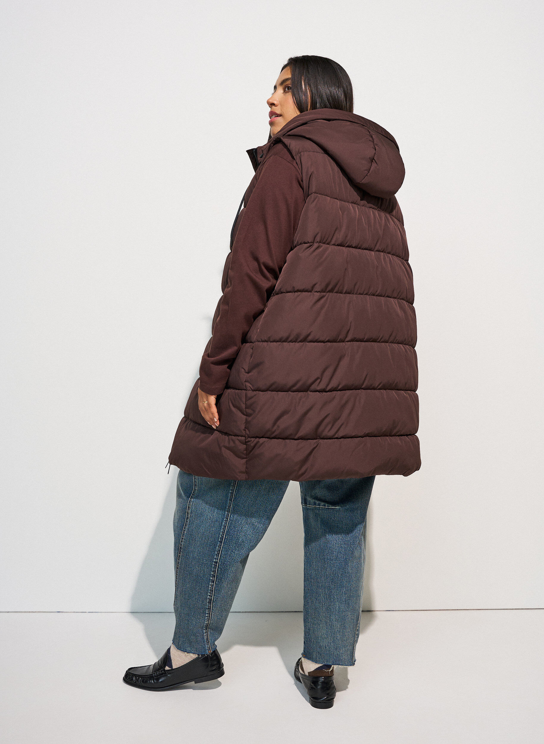 ZizziLange vest met capuchon en zakken, Bruin, Model image number 1