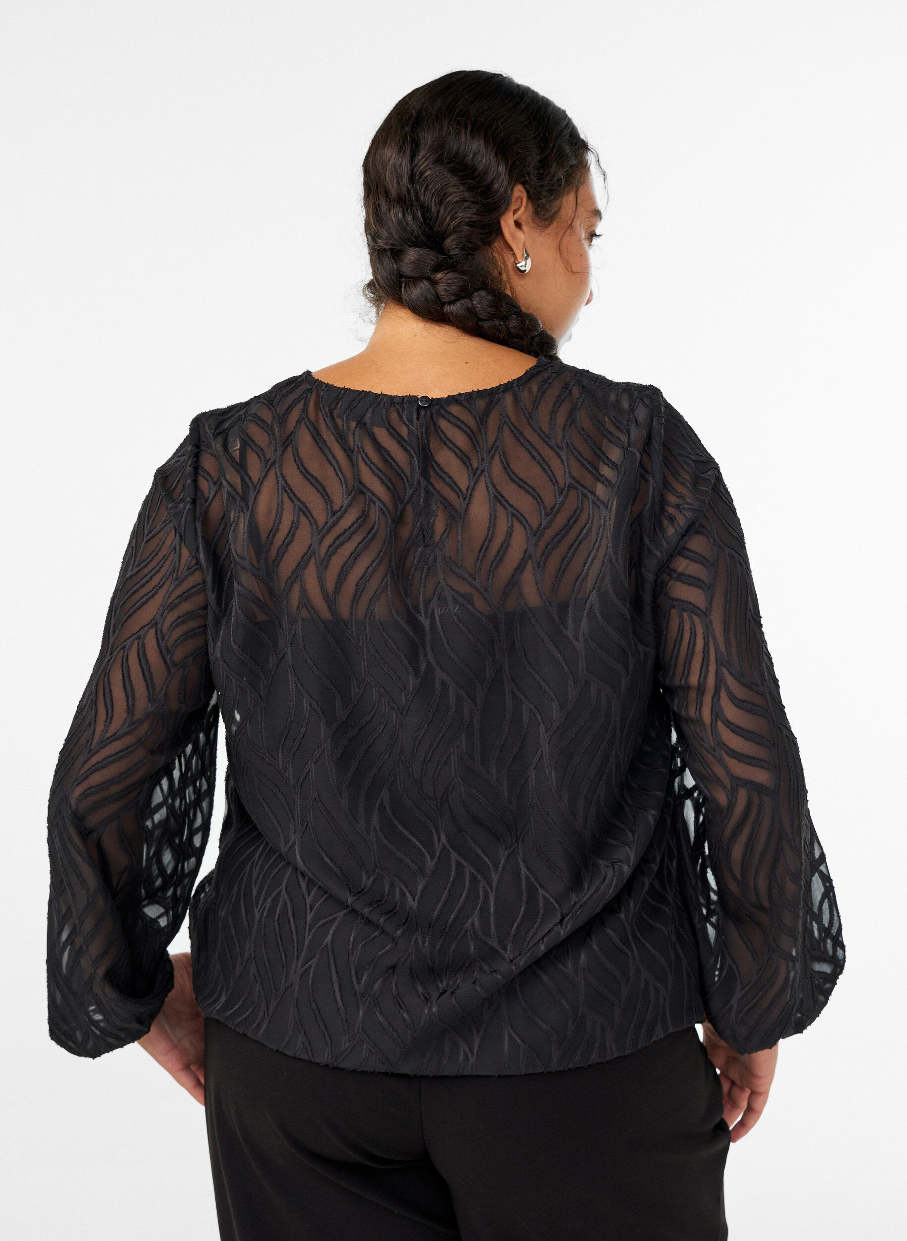 Zizzi Chiffon blouse met een textuurpatroon, Zwart, Model image number 2