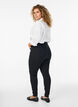 Amy super slim fit jeans met hoge taille, Zwart, Model image number 1