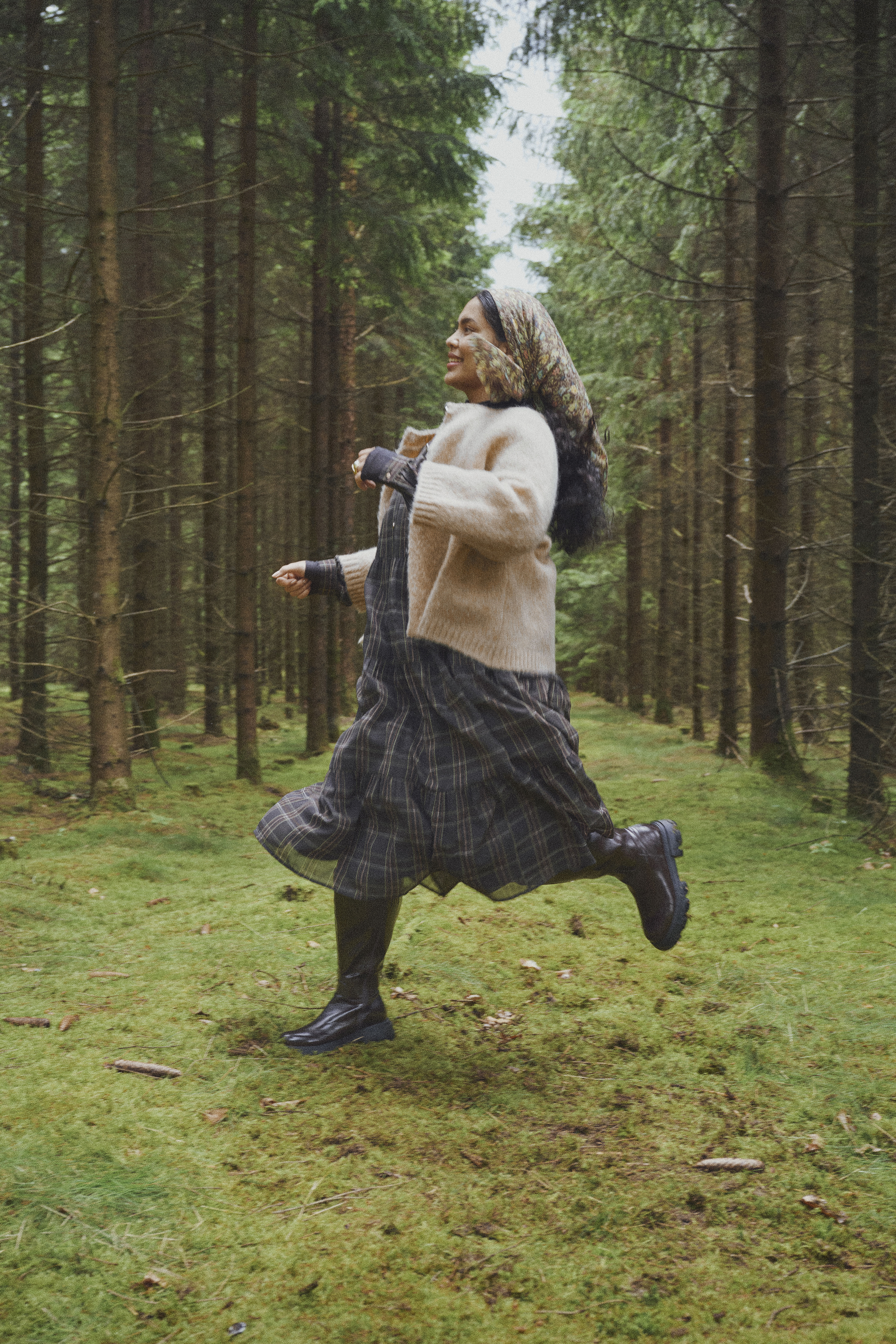 ZizziNatuurlijke bohemienstijl in aardetinten, , Model