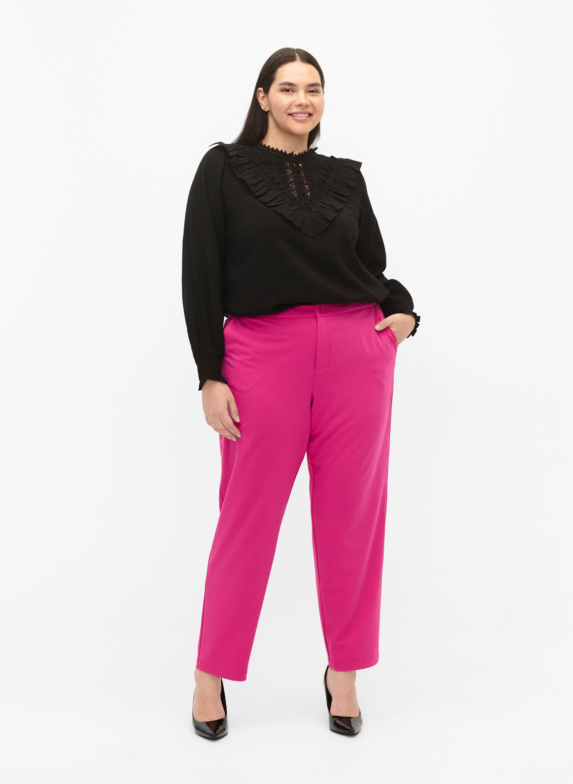 Zizzi Viscose blouse met ruches en borduursel, Black, Model image number 2