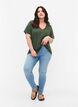 Basic t-shirt met korte mouwen en v-hals, Groen, Model image number 1