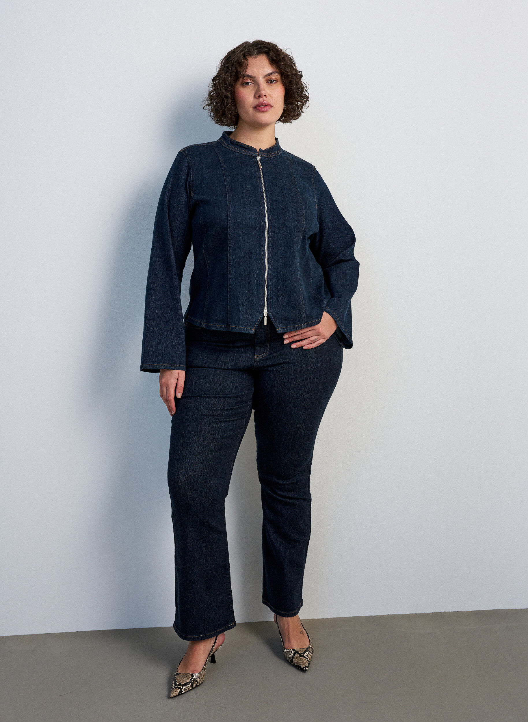 ZizziEllen bootcut jeans met hoge taille, Blauw, Model image number 0
