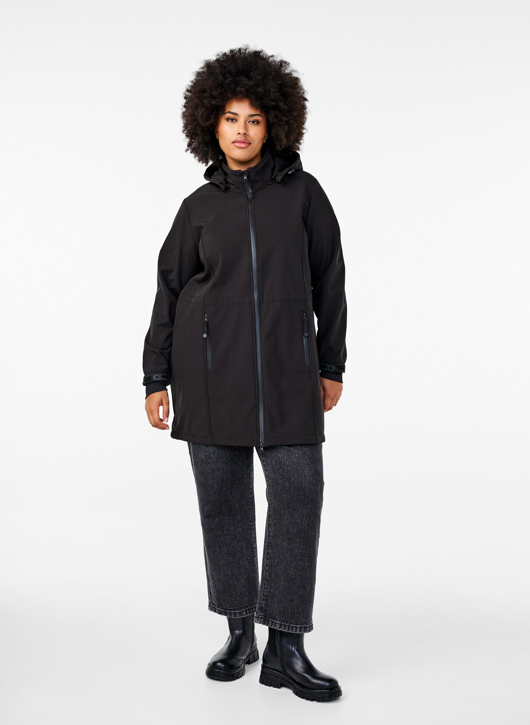 Zizzi Softshell jas met afneembare capuchon, Zwart, Model image number 1