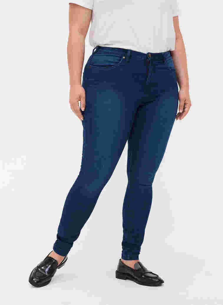 Super slim fit Amy jeans met hoge taille, Blue denim, Model image number 4