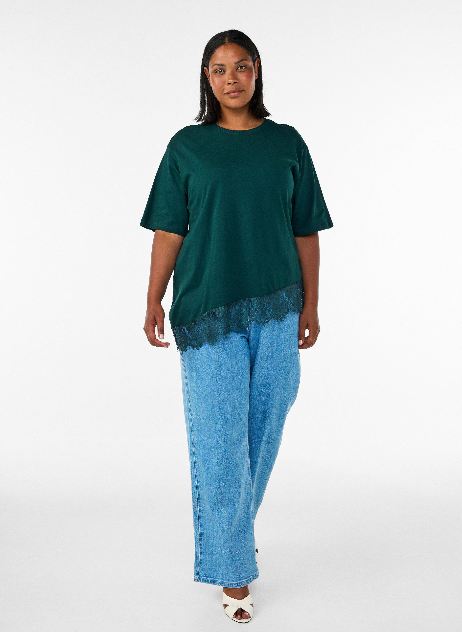 ZizziT-shirt met asymmetrische kanten zoom, Groen, Model image number 1