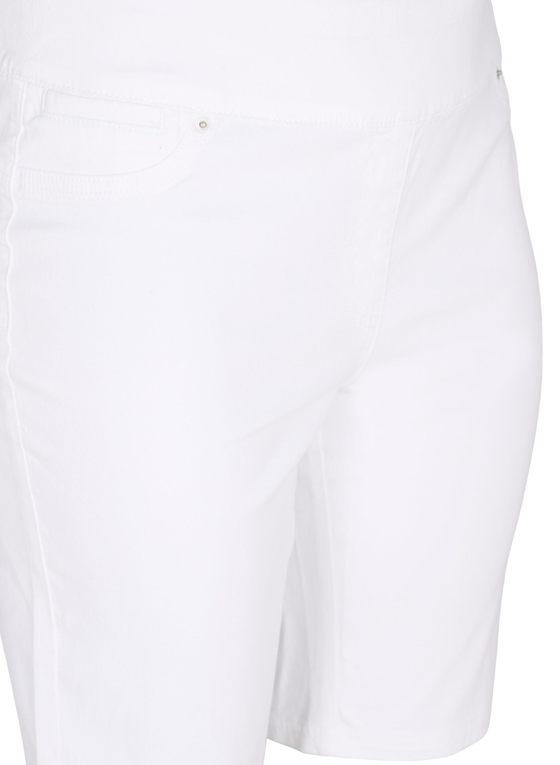Zizzi Shorts met strakke pasvorm en achterzakken, White, Packshot image number 2
