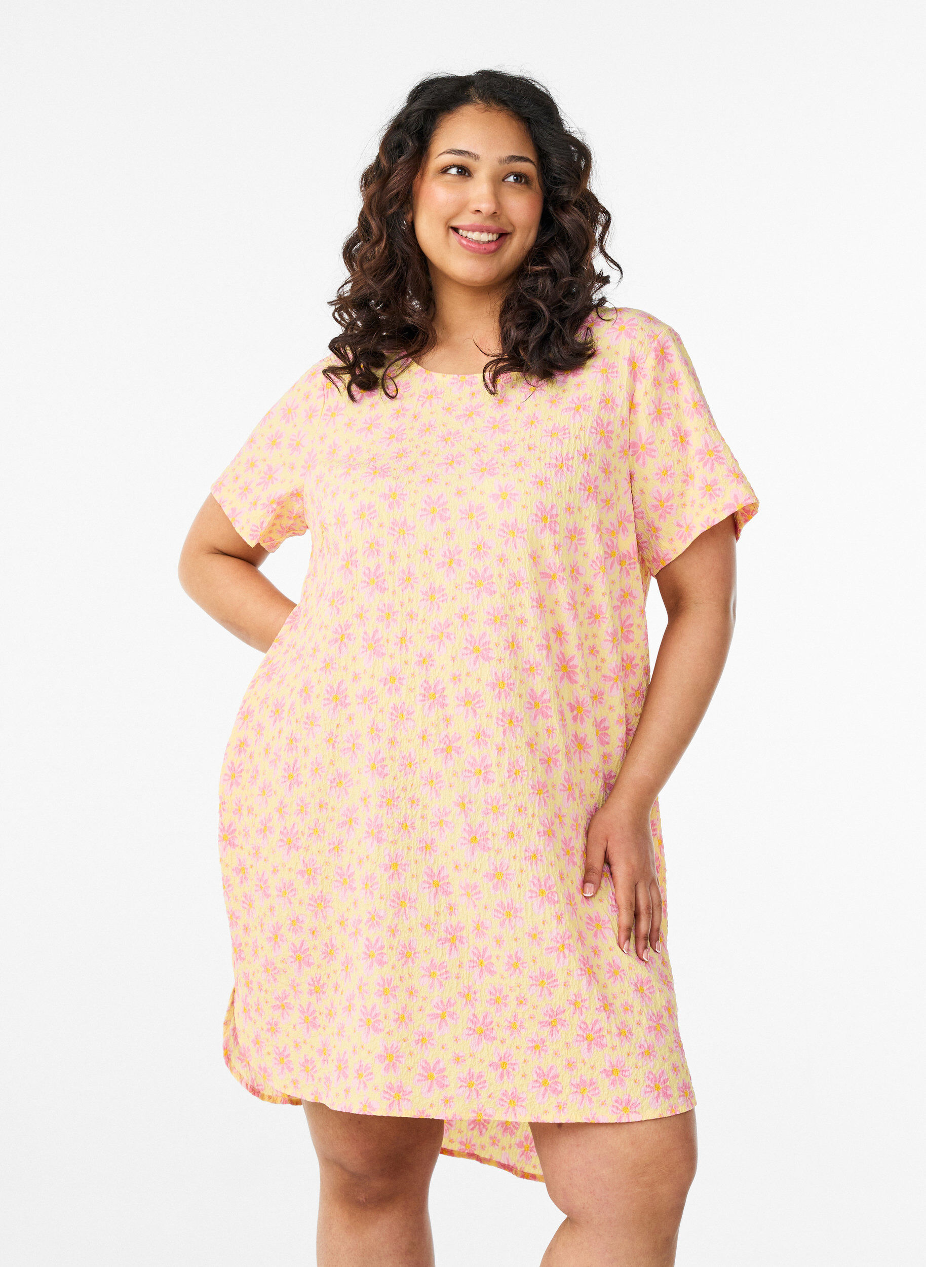 ZizziKorte jurk met een gekreukte textuur en korte mouwen, Geel, Model image number 0