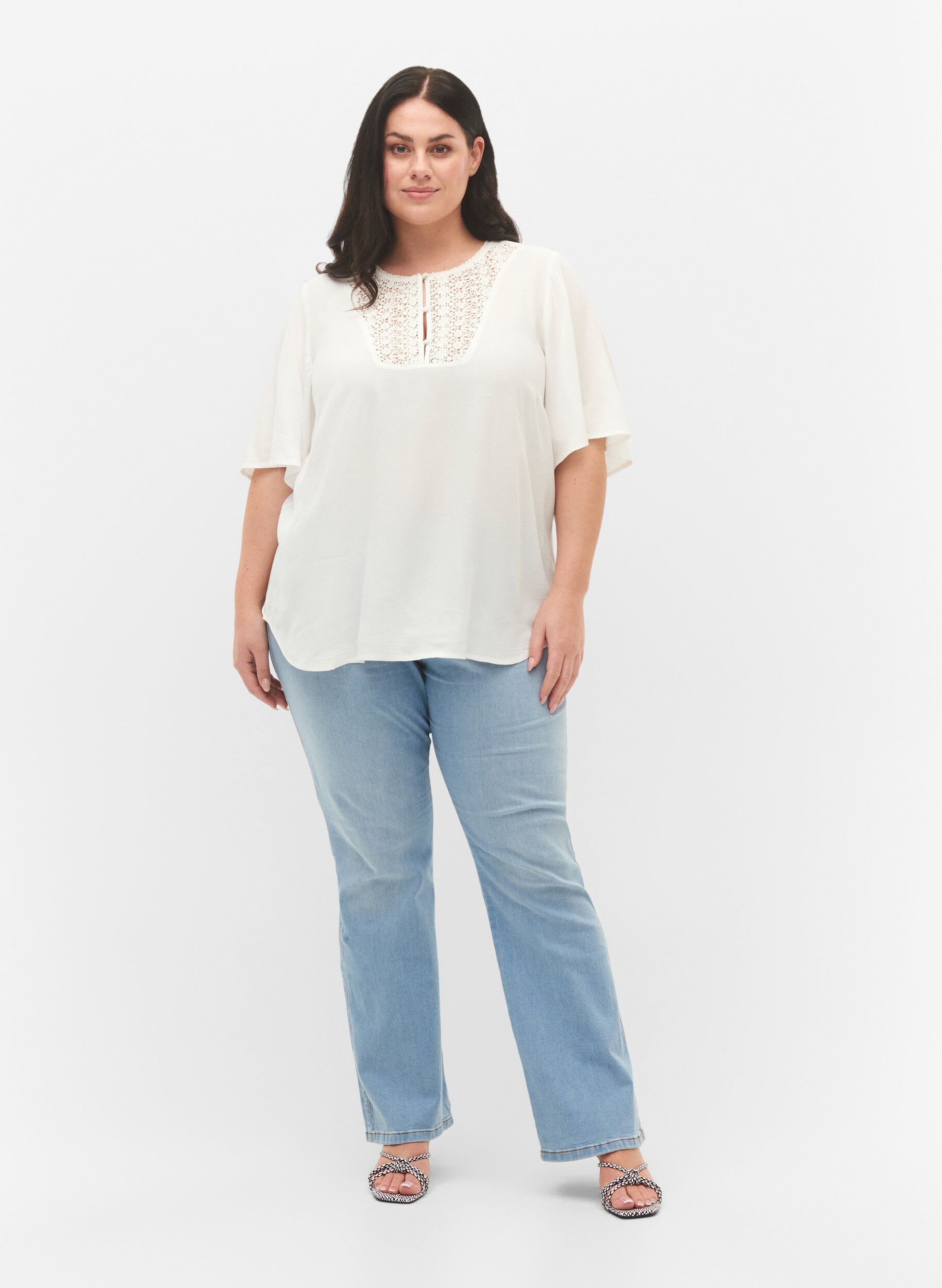 Zizzi Viscose blouse met 1/2 mouwen en borduurwerk detail, Snow White, Model image number 2