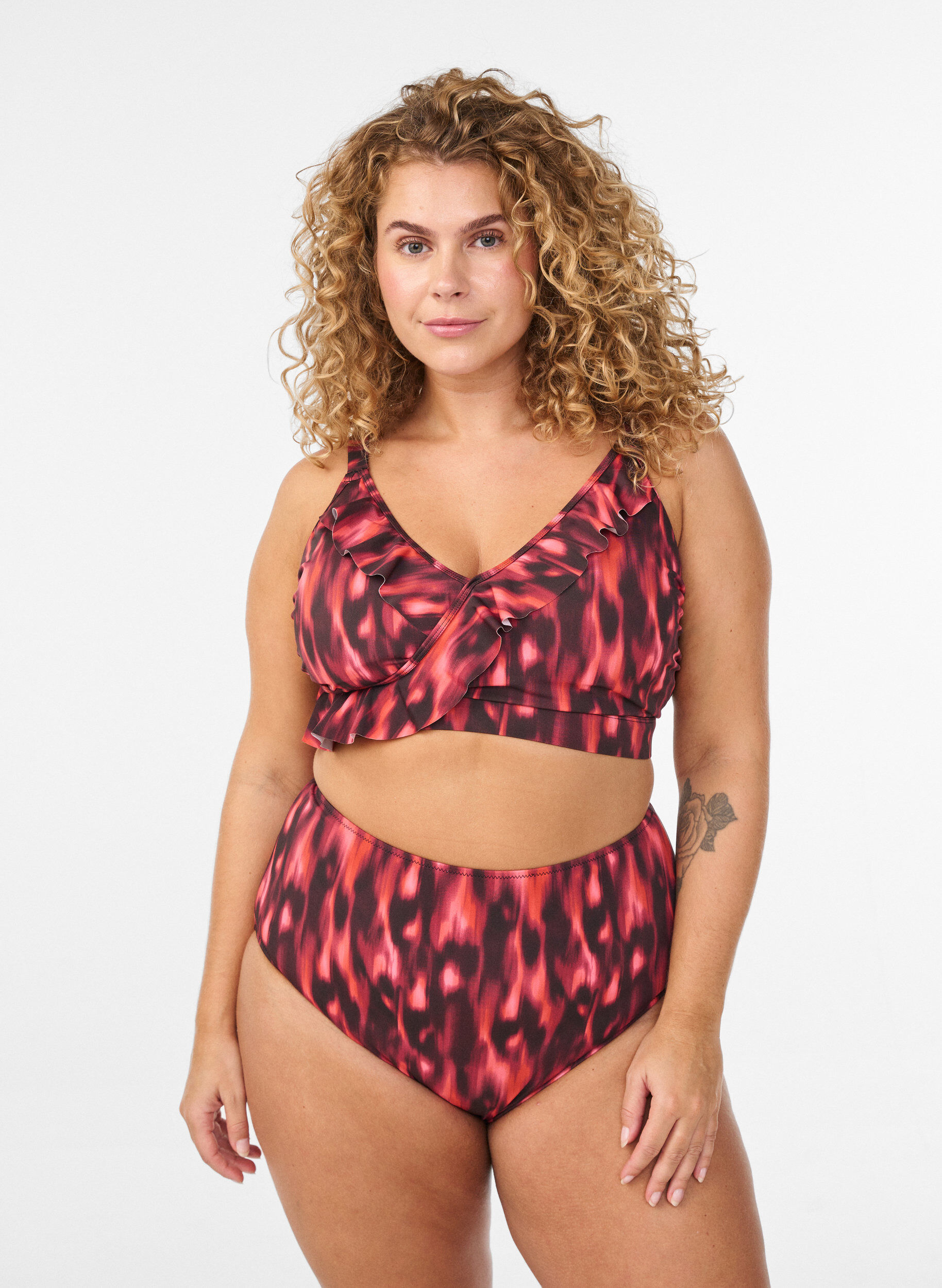 Zizzi Bikinibroekje met print en hoge taille, Rood, Model image number 0