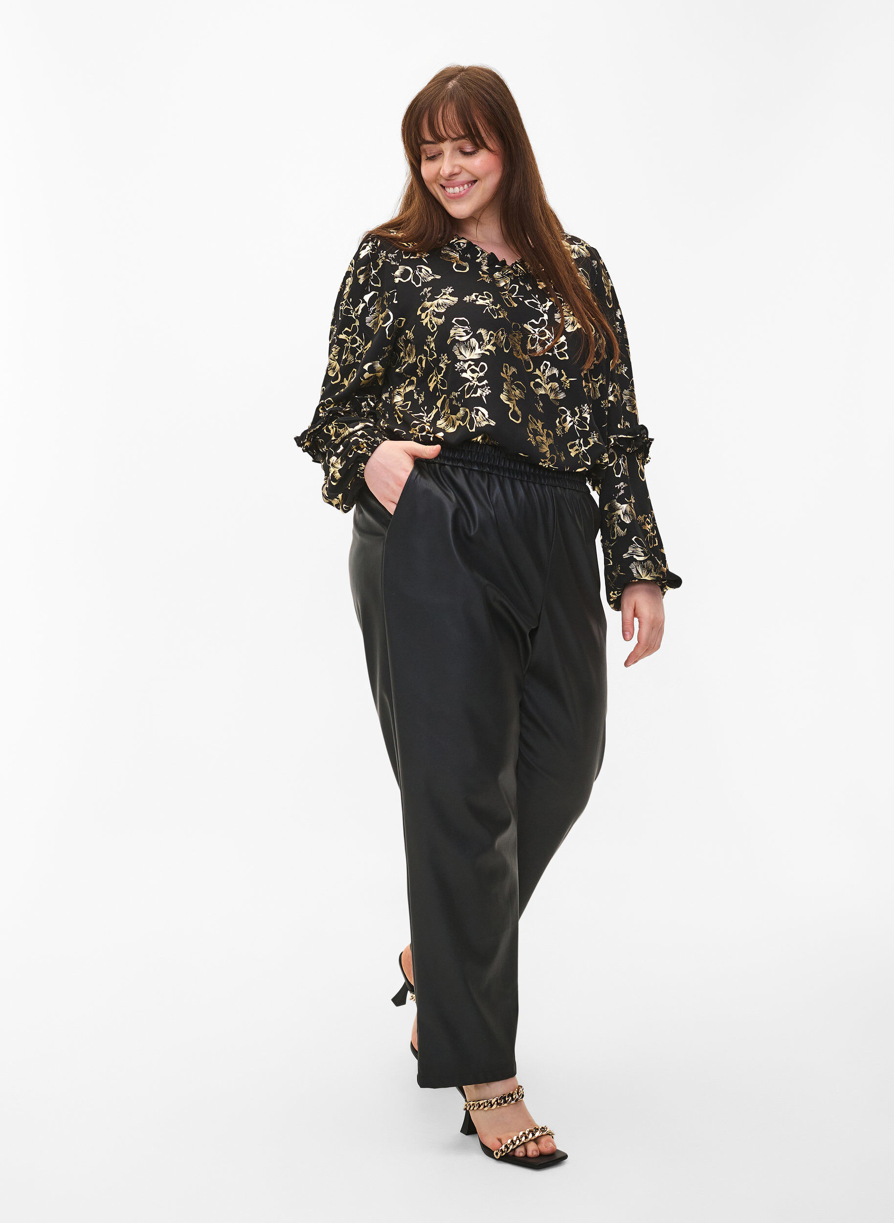 Zizzi Blouse met lange mouwen, ruches en folieprint, Black Foil AOP, Model image number 3