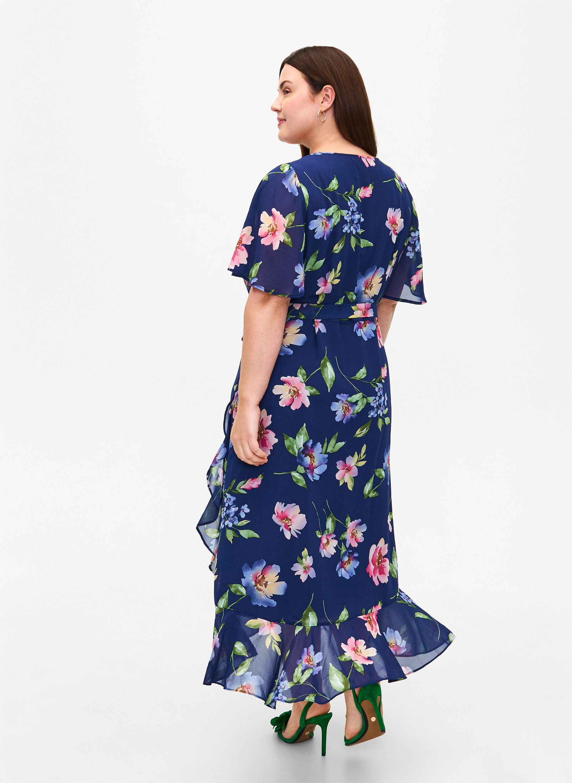Zizzi 	 Midi-jurk met korte mouwen en bloemenprint, Blueprint Flower AOP, Model image number 1