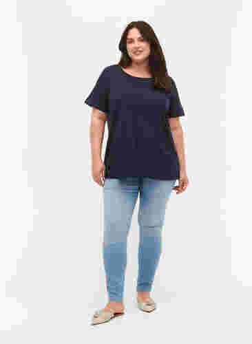 T-shirt in katoen met anglaise borduurwerk, Navy Blazer, Model image number 2