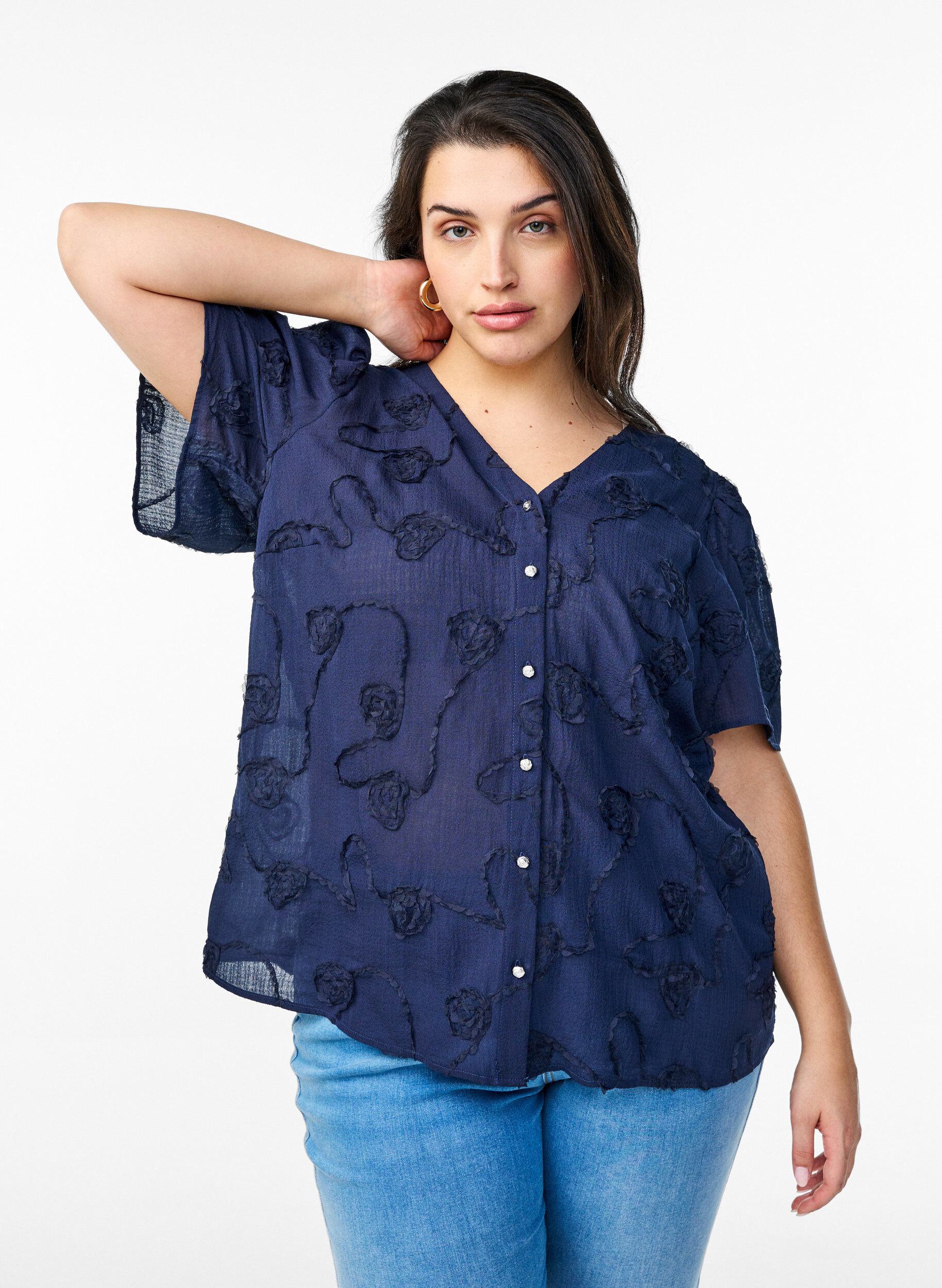 Zizzi Shirtblouse met korte mouwen en 3D-bloeimeffect, Blauw, Model image number 0