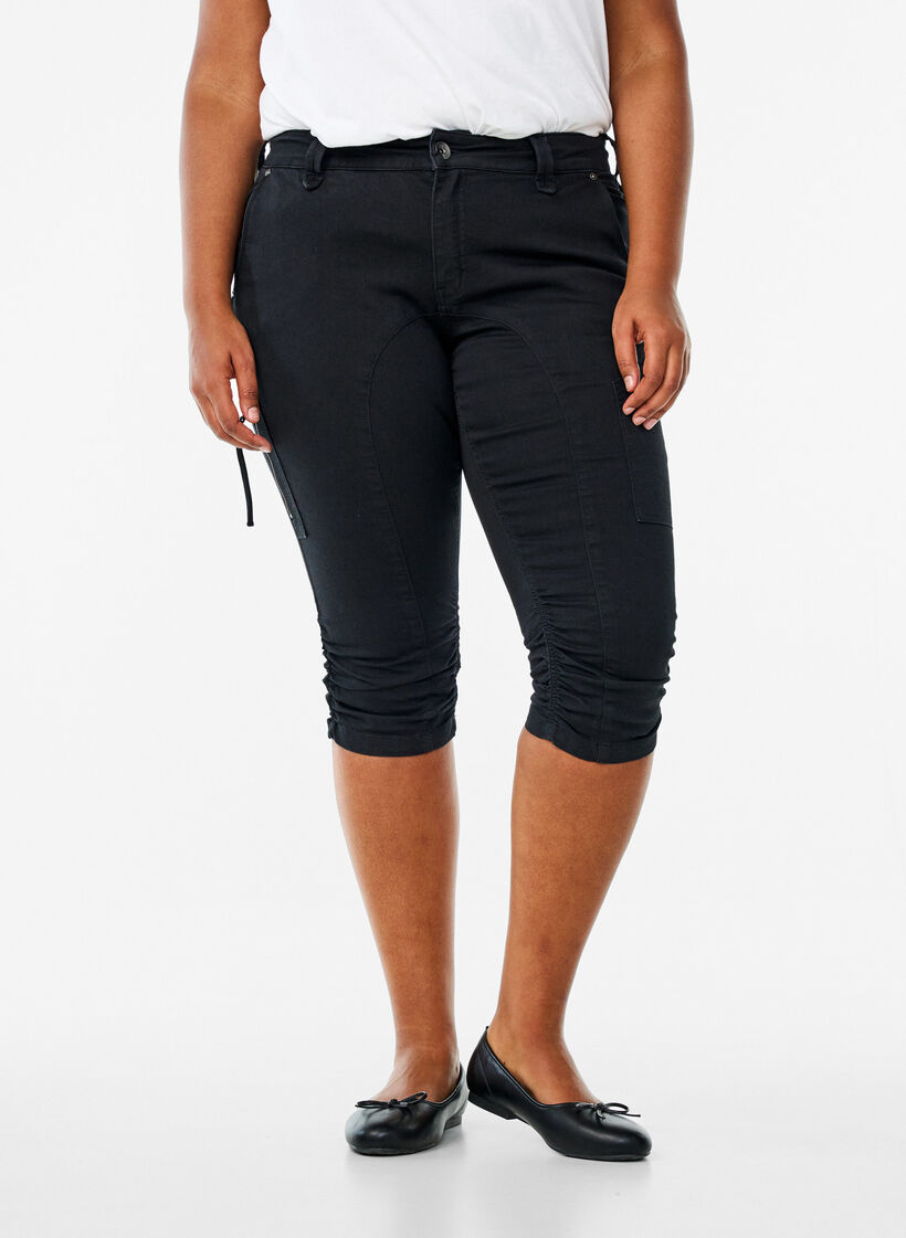 Slim fit capri jeans met zakken, Zwart, Model image number 1