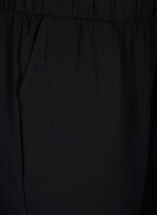 Korte broek met zakken en elastische tailleband, Black, Packshot image number 2