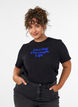 Katoenen T-shirt met tekstprint, Zwart, Model image number 0
