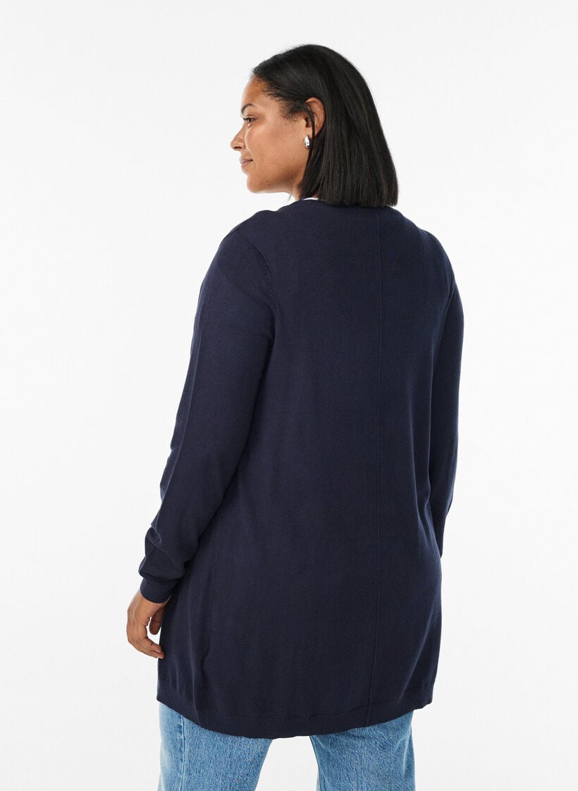 Lang gebreid vest in viscosemix, Blauw, Model image number 2