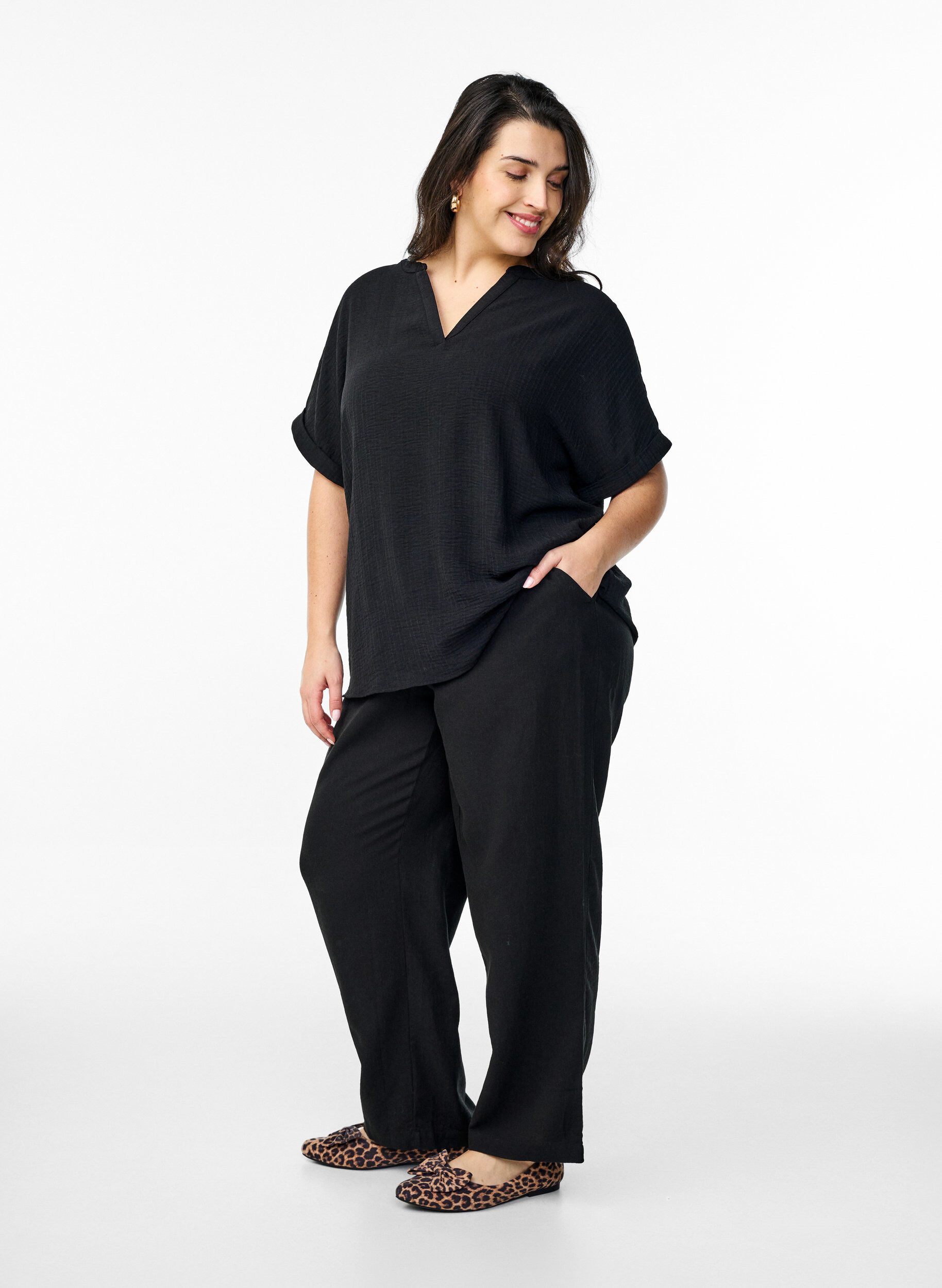 ZizziLuchtige blouse met korte mouwen, Zwart, Model image number 1
