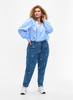 Mille mom fit jeans met borduurwerk, Light Blue Heart, Model image number 0