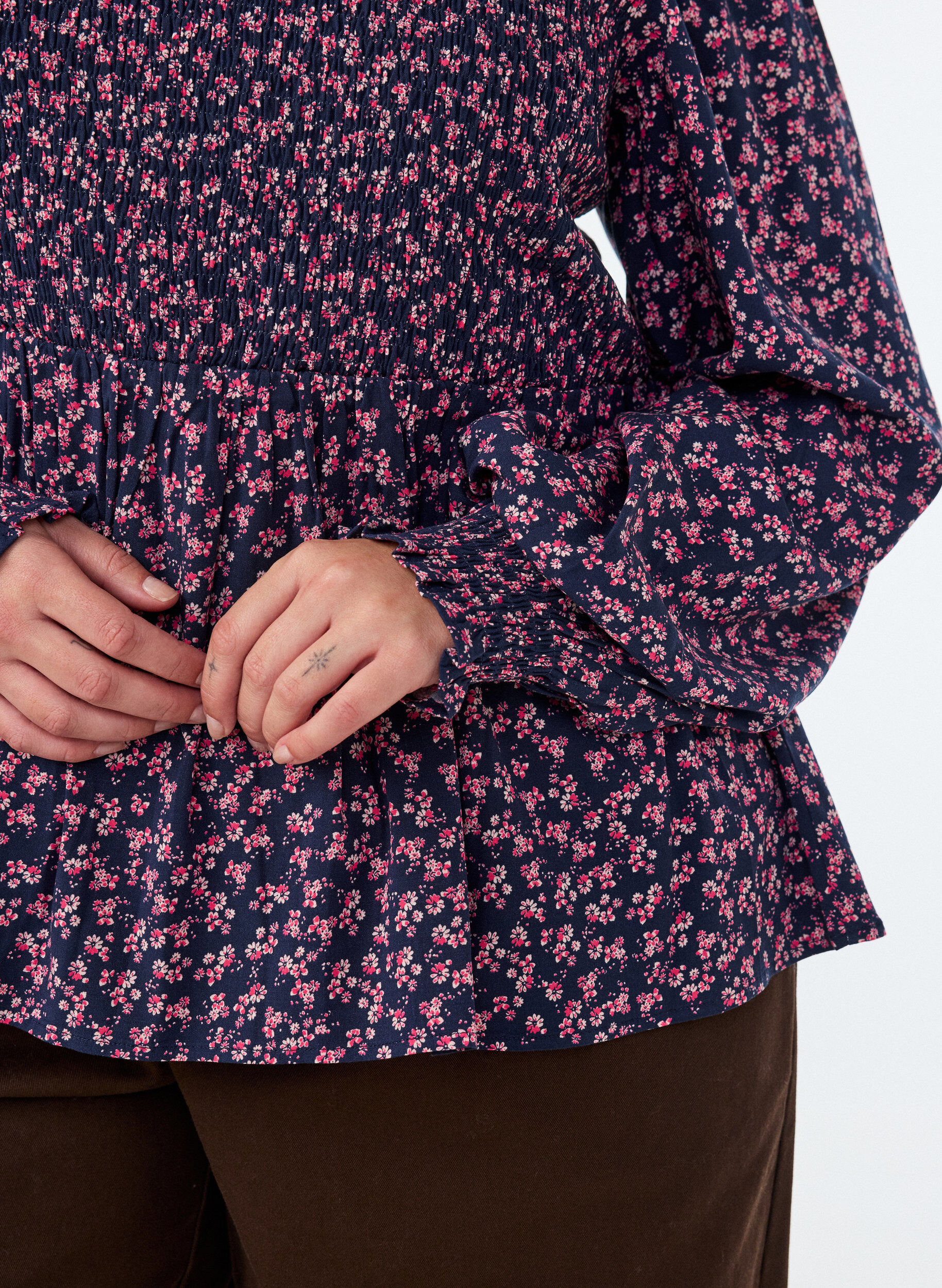 ZizziBlouse met gesmokte top en bloemenprint, Blauw, Model image number 3