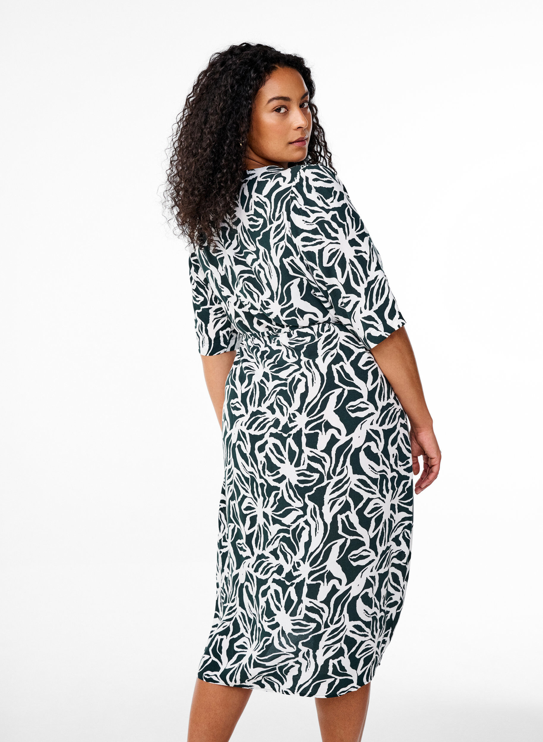 Zizzi FLASH - Jurk met print en strikceintuur, Groen, Model image number 2