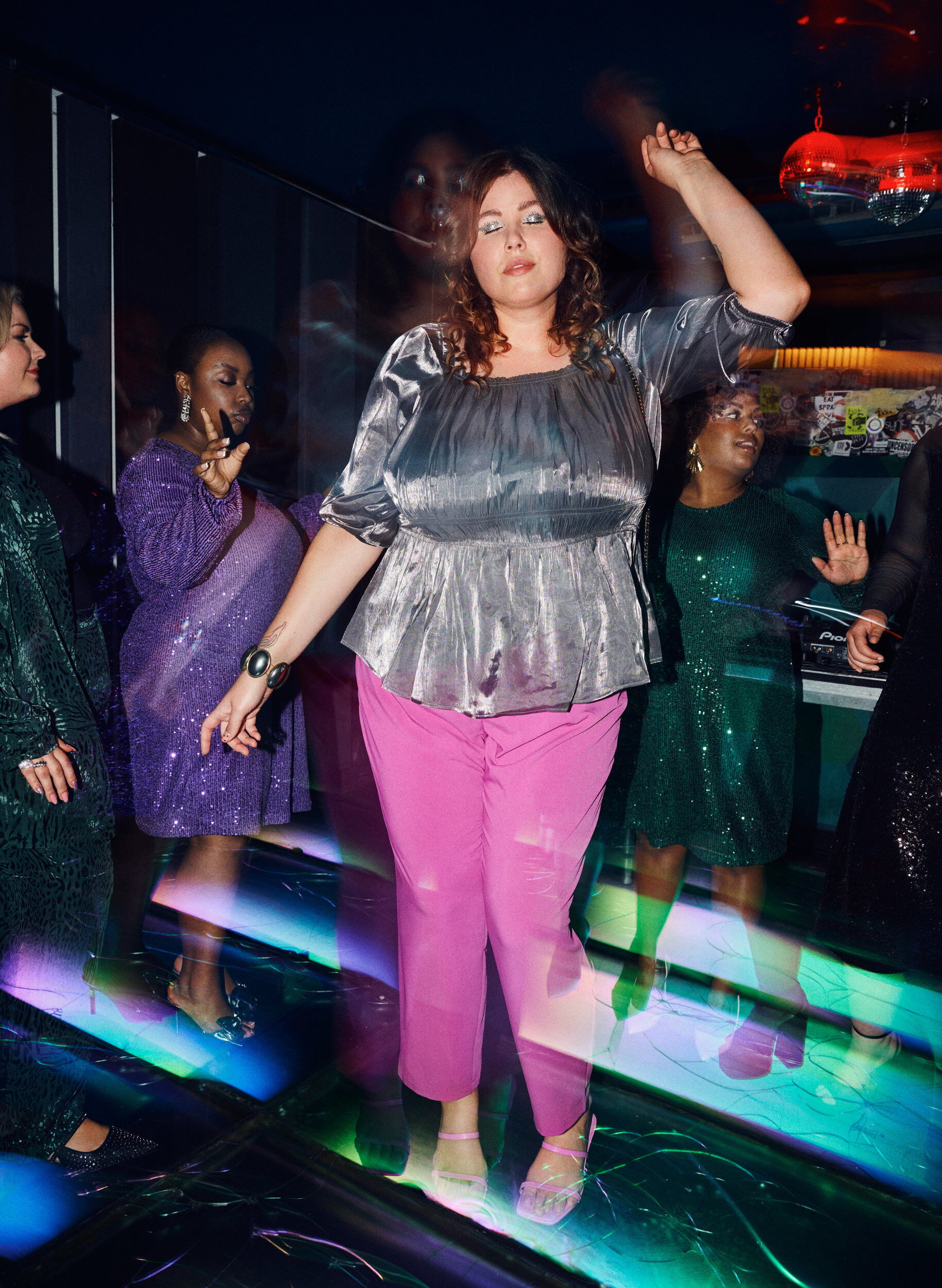 Zizzi Zilverkleurige blouse met 3/4 mouwen en smok, Dark Silver, Image image number 1