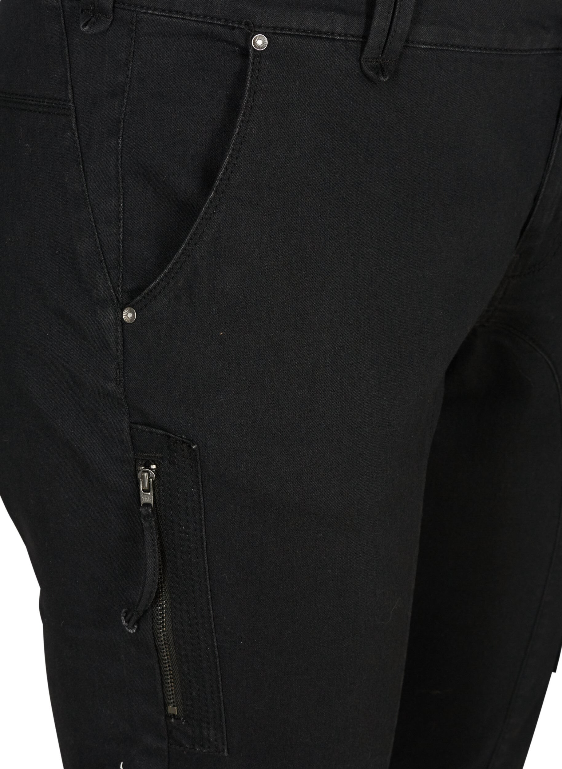 ZizziSlim fit capri jeans met zakken, Zwart, Packshot image number 2