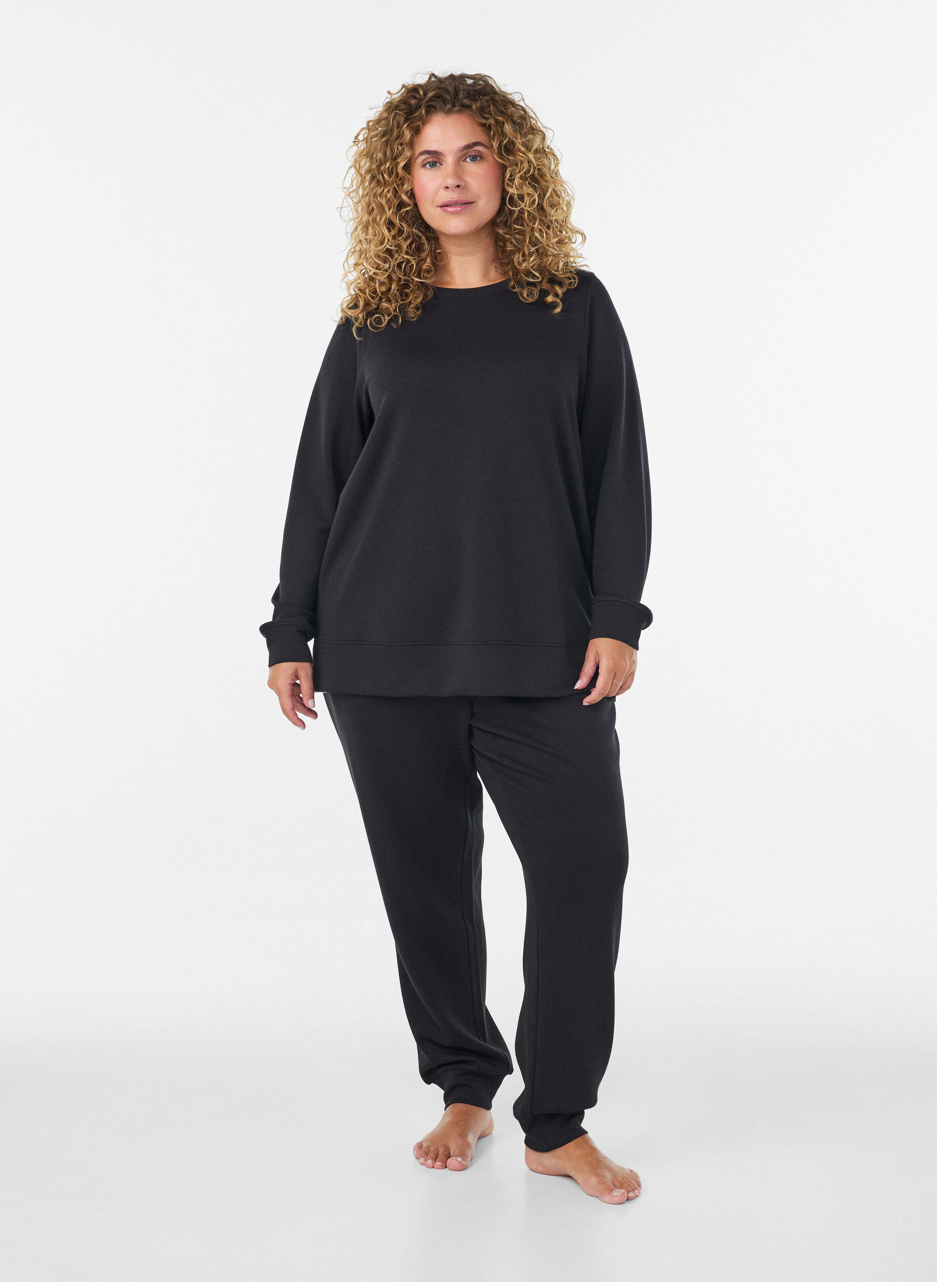 ZizziJersey blouse met lange mouwen en een ronde hals, Zwart, Model image number 1