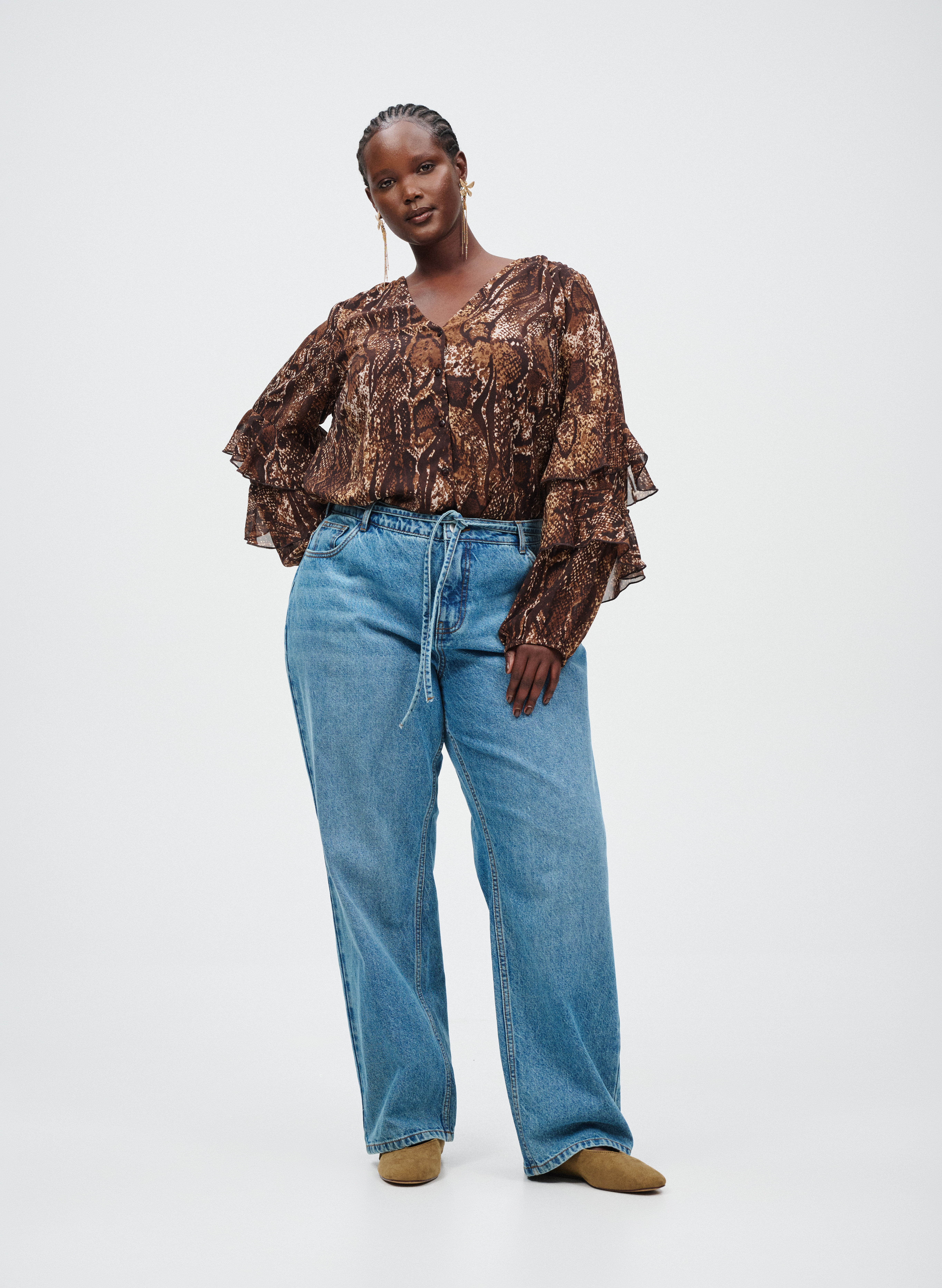 Blouse met ruches, , Model