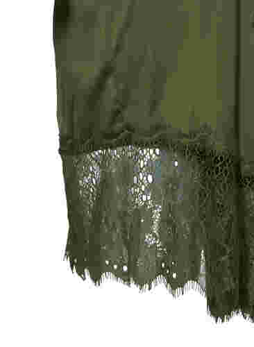 Kamerjas met kanten details en ceintuur, Military Olive ASS, Packshot image number 3