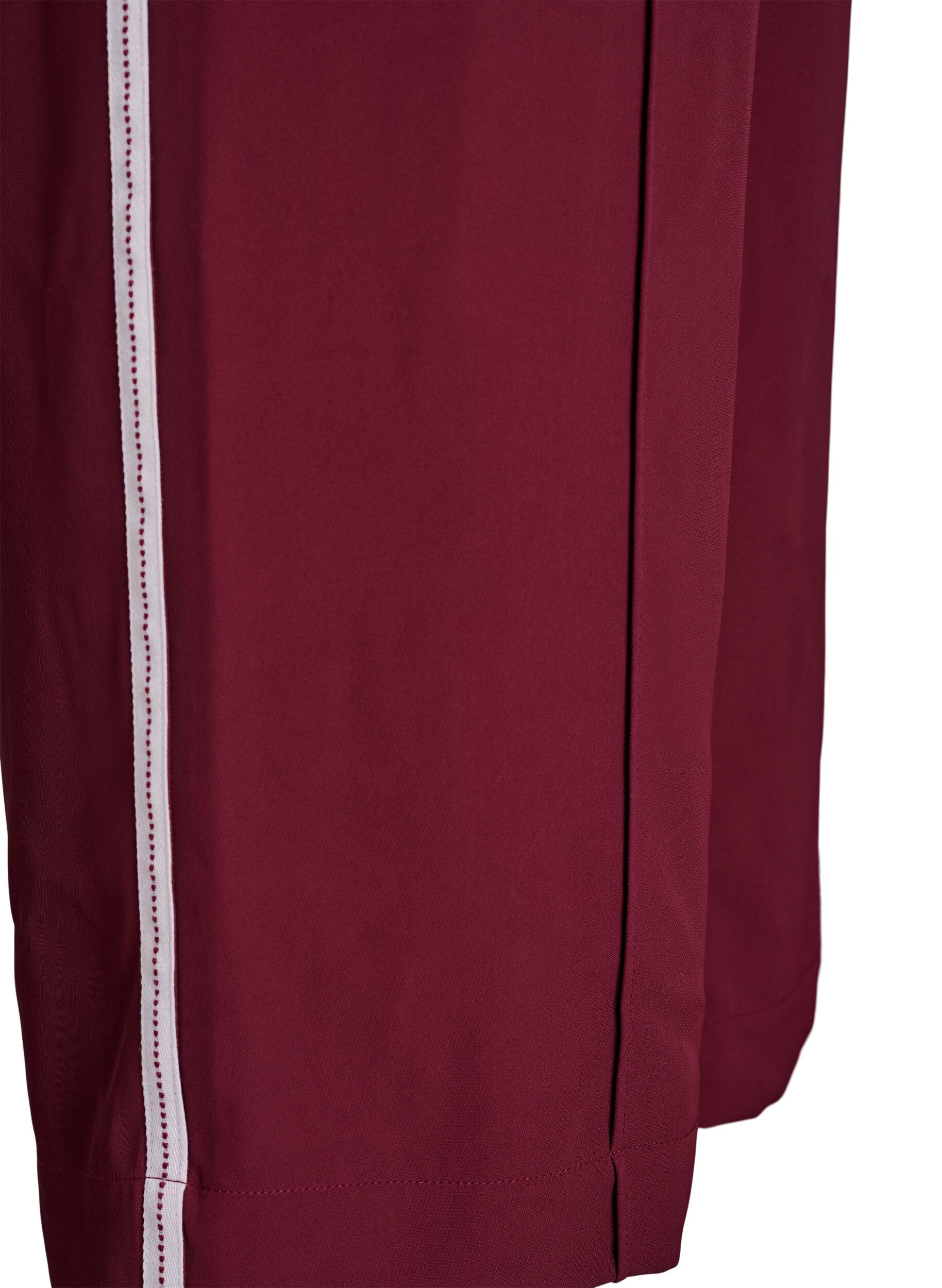 Zizzi Sportieve broek met rechte pijpen en zijstrepen, Donker Bordeaux, Packshot image number 3