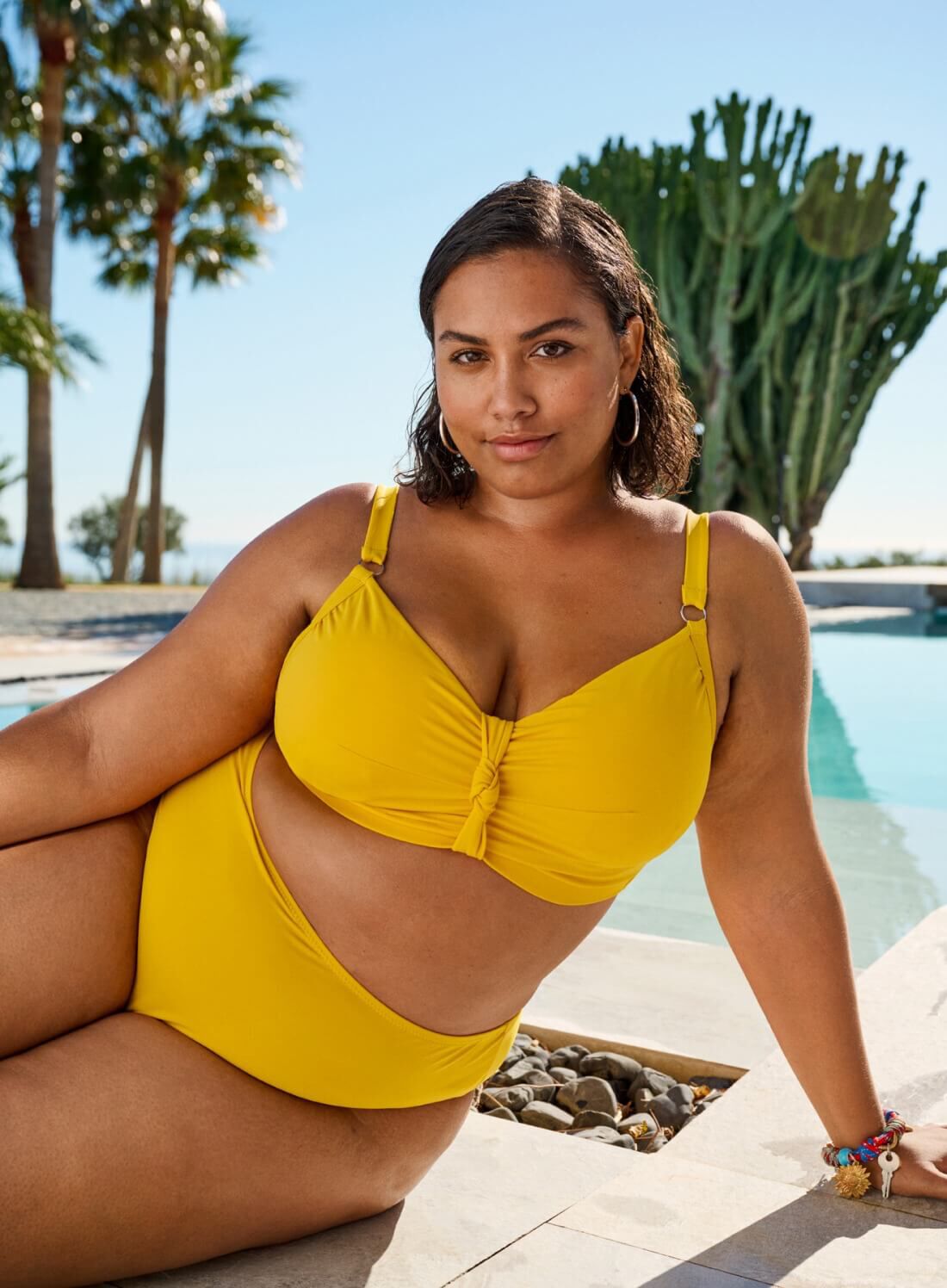 Bikiniset geel, , Model