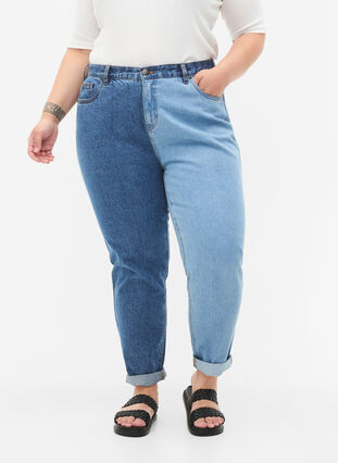 Tweekleurige Mille Mom Fit Jeans, Lt. B. Comb, Model image number 2