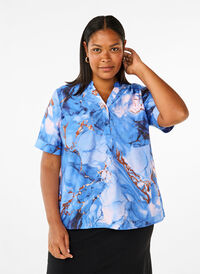 Viscose blouse met marmerprint en korte mouwen, Palace Blue AOP, Model