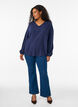 Viscose blouse met V-hals en afgeronde zoom, Blauw, Model image number 1