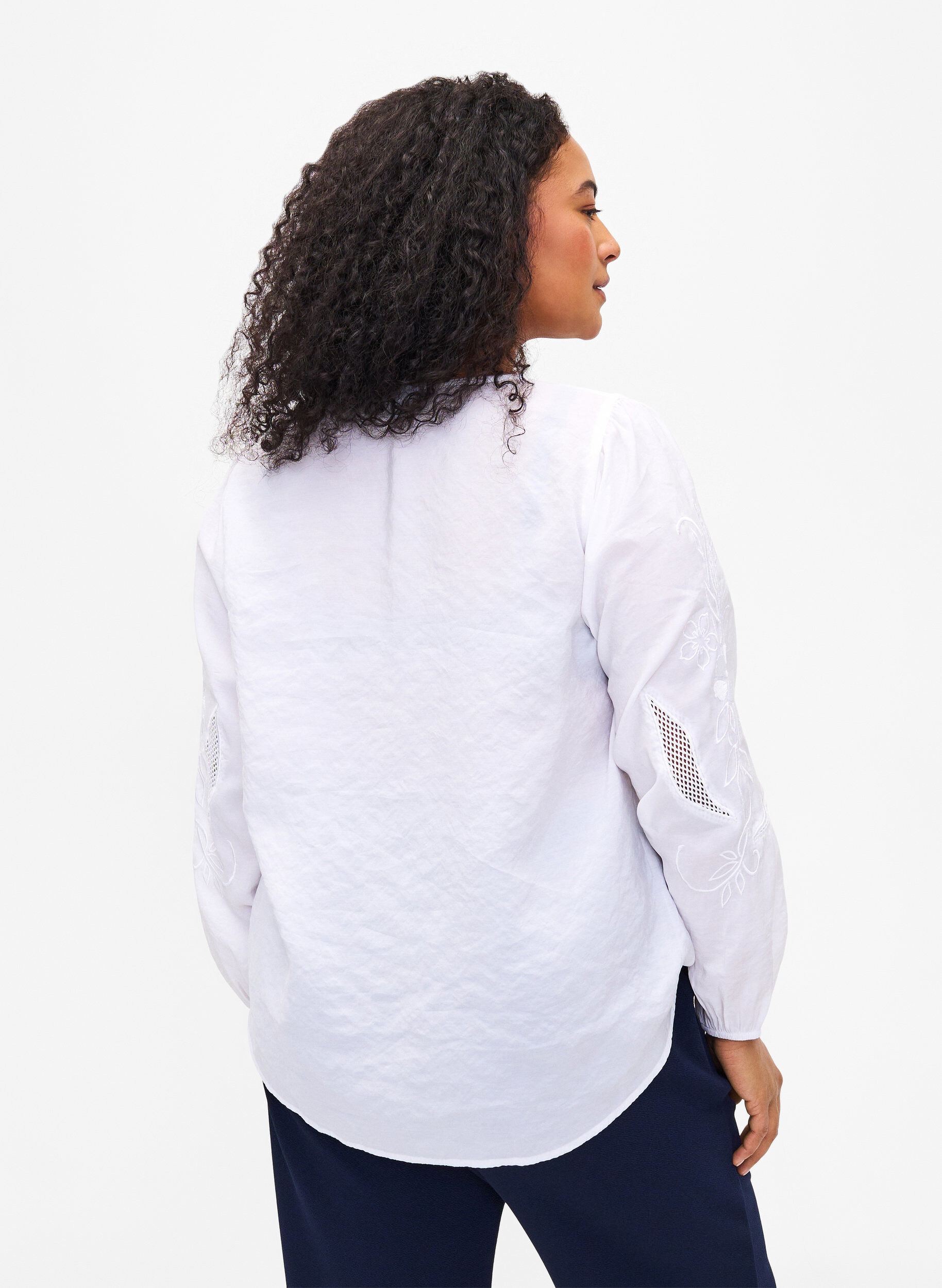 Zizzi Blouse van Tencel&trade; Modal met geborduurde details, Bright White, Model image number 1