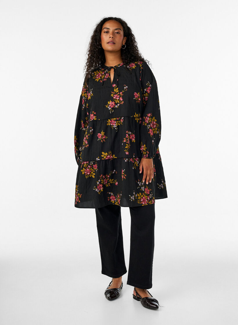 Jurk met bloemenprint en striksluiting, Zwart, Model image number 1