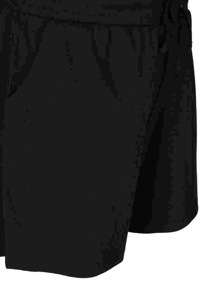 Shorts met ribstof en zakken, Black, Packshot image number 2