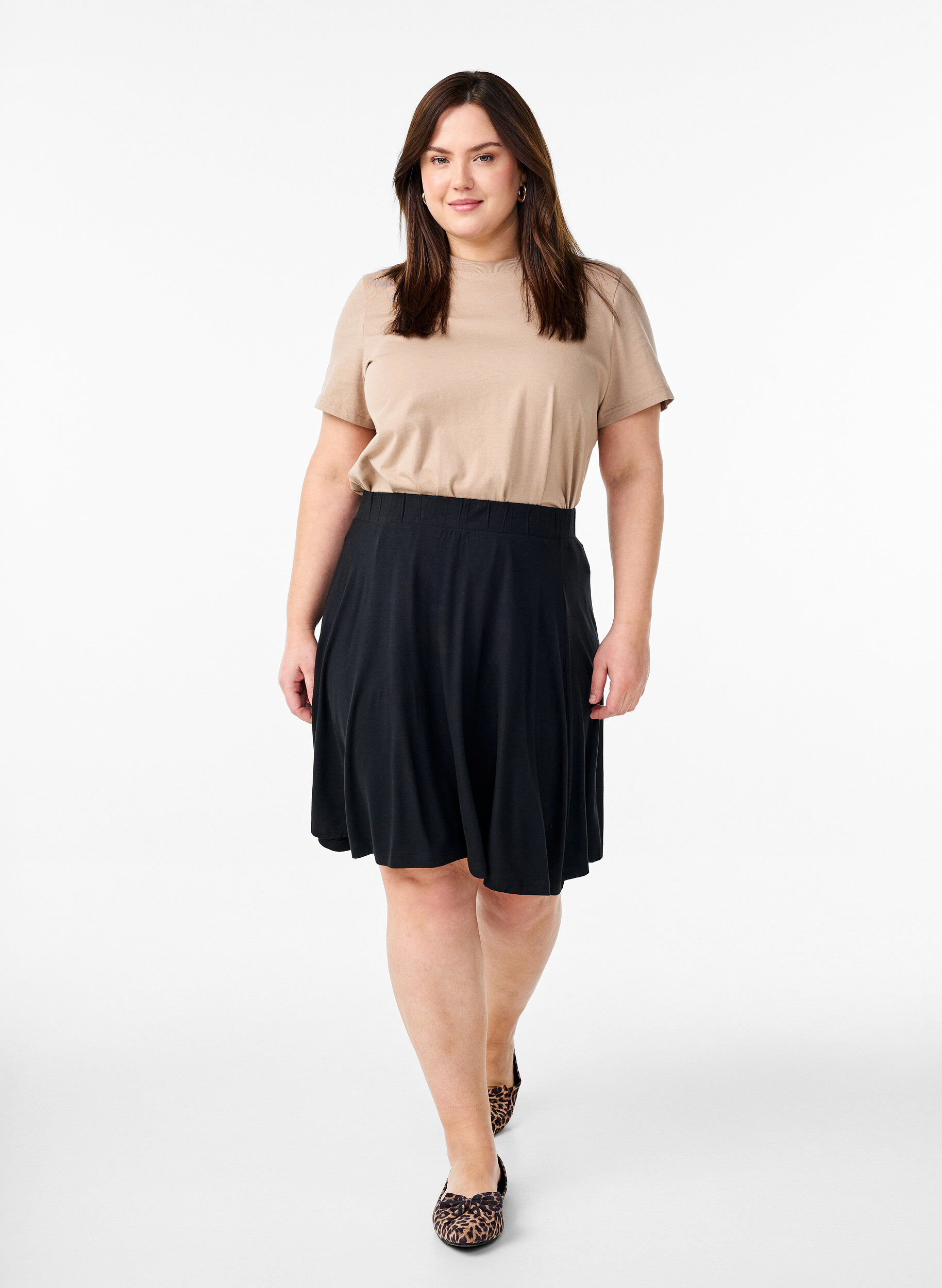 Zizzi Losse rok van viscose, Zwart, Model image number 0