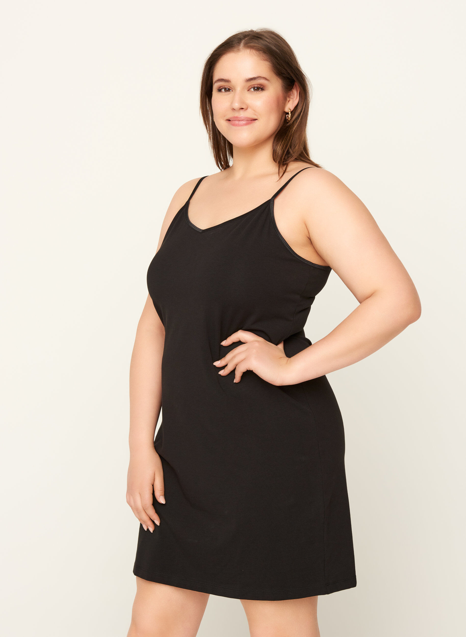 Zizzi Lange basic top, Black, Model image number 0