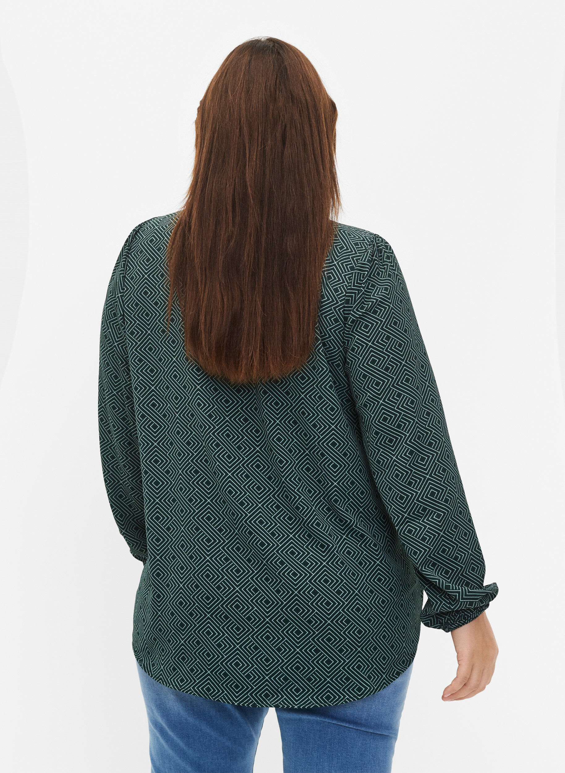 Zizzi Shirtblouse met V-hals en print, Scarab Graphic AOP, Model image number 1