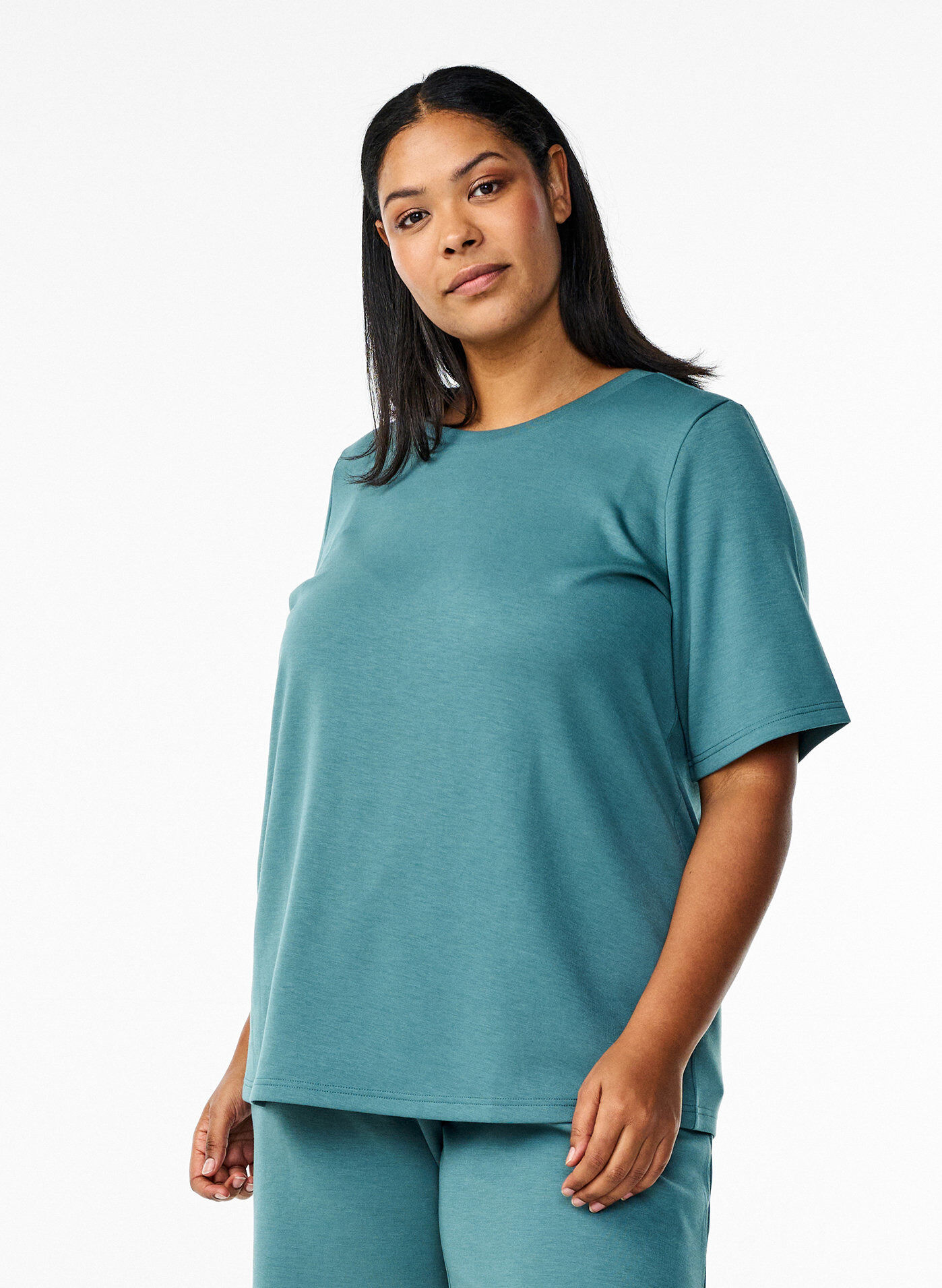 T-shirt in modalmix, Groen, Model