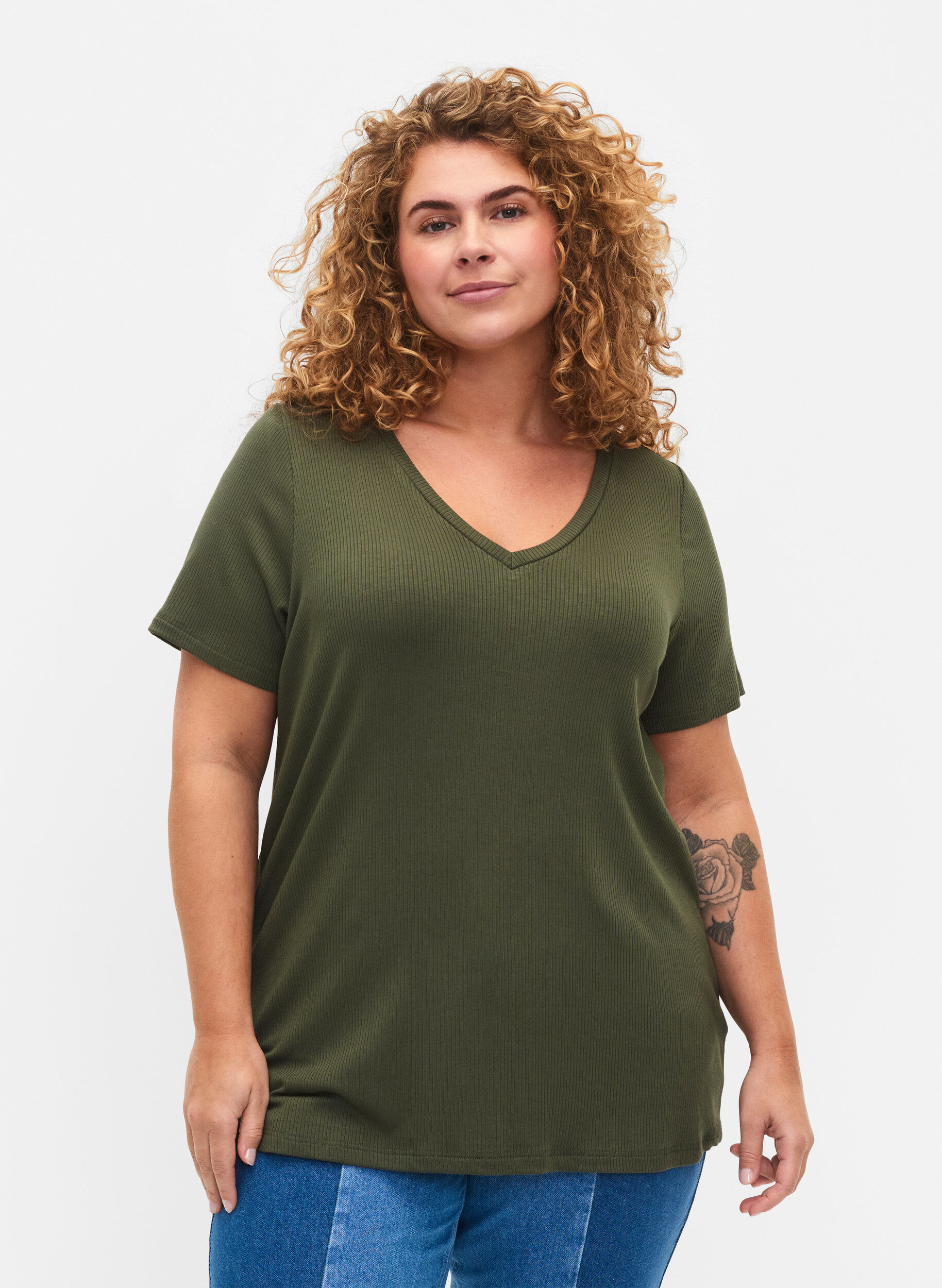 Zizzi Geribd viscose t-shirt met v-hals, Thyme, Model image number 0