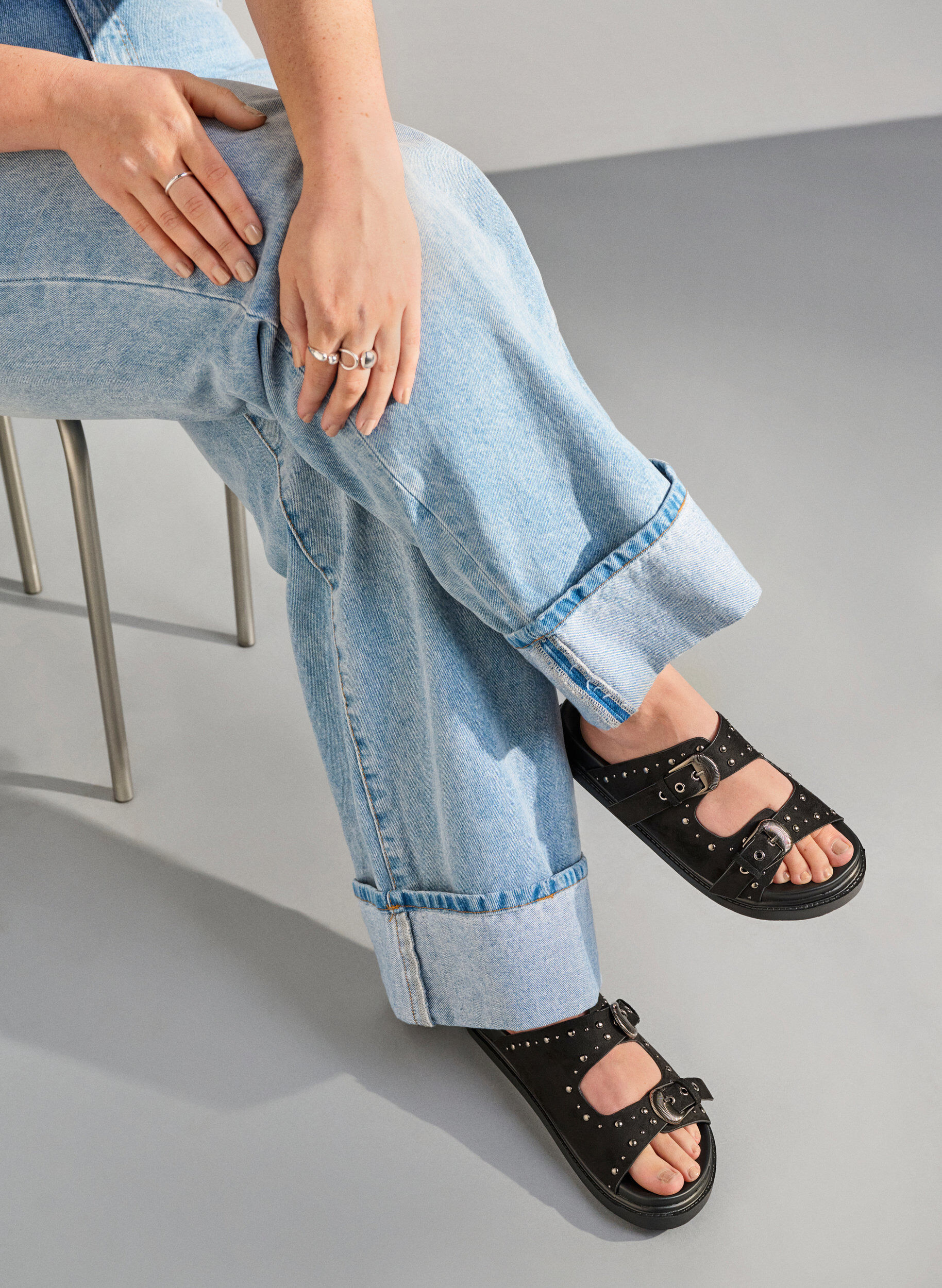 Wide fit - Sandalen met studs