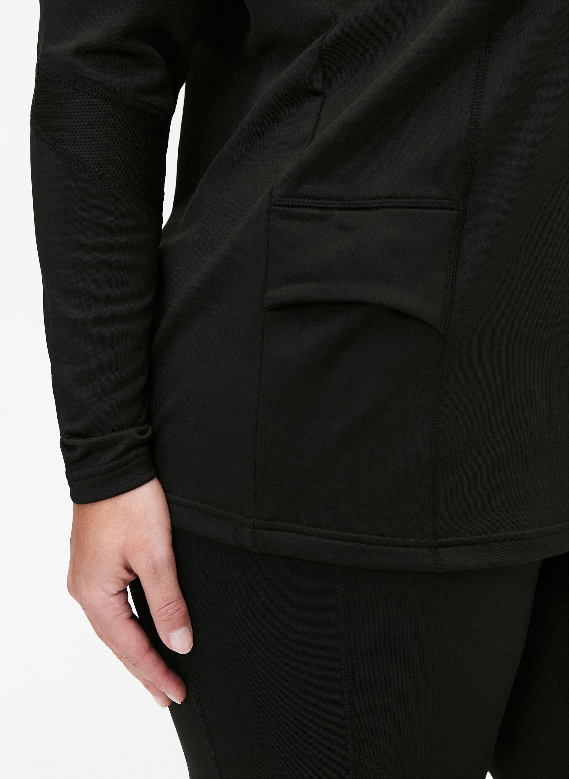 Zizzi Blouse voor onder een trui met zakken en mesh, Black, Model image number 2