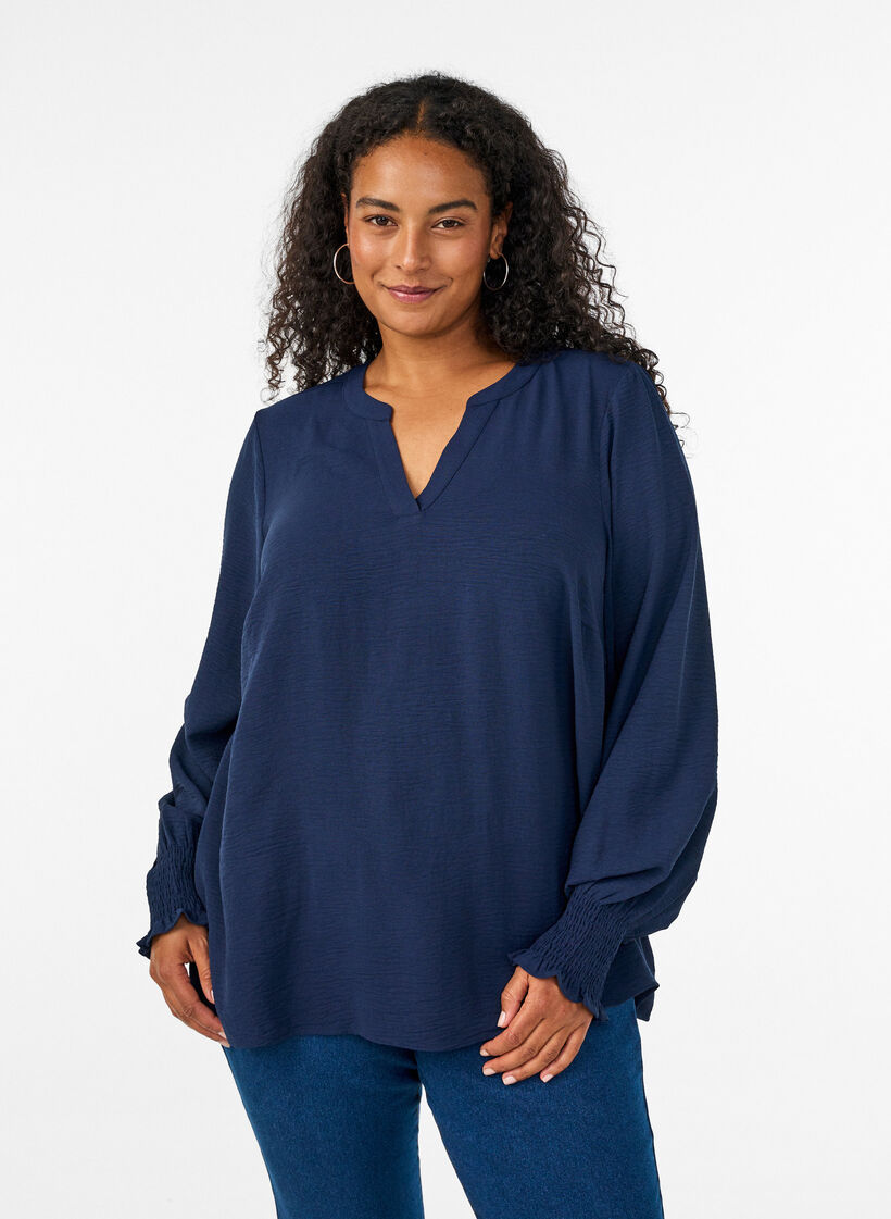 Blouse met smockmanchetten en V-hals, Blauw, Model image number 0