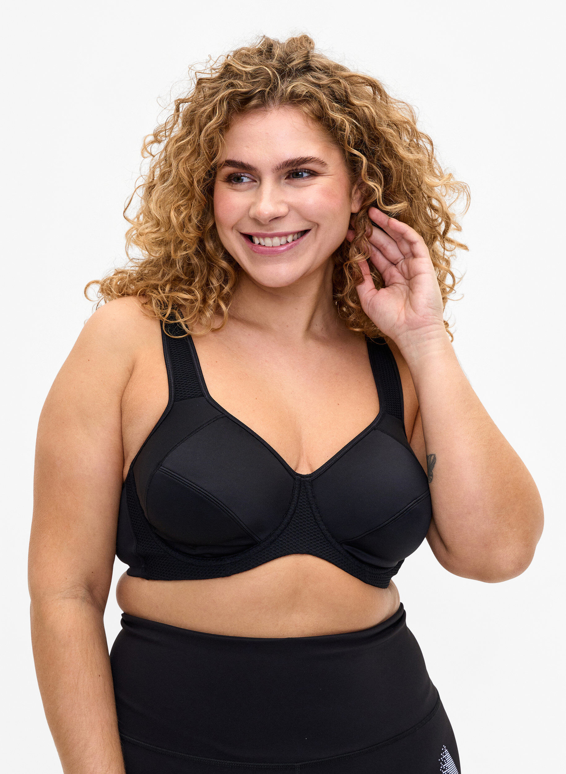 CORE, HIGH SUPPORT WIRE BRA - Sportbeha met beugel, Zwart, Model
